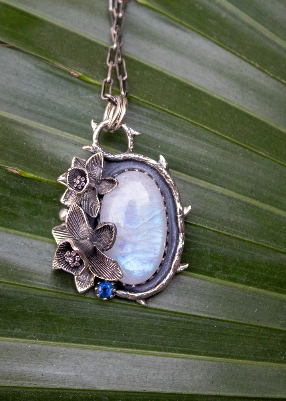 Daffodil Moonstone & Kyanite Pendant