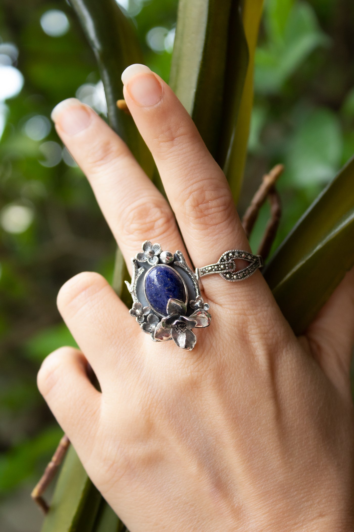 Midnight Garden – Lapis Lazuli Ring