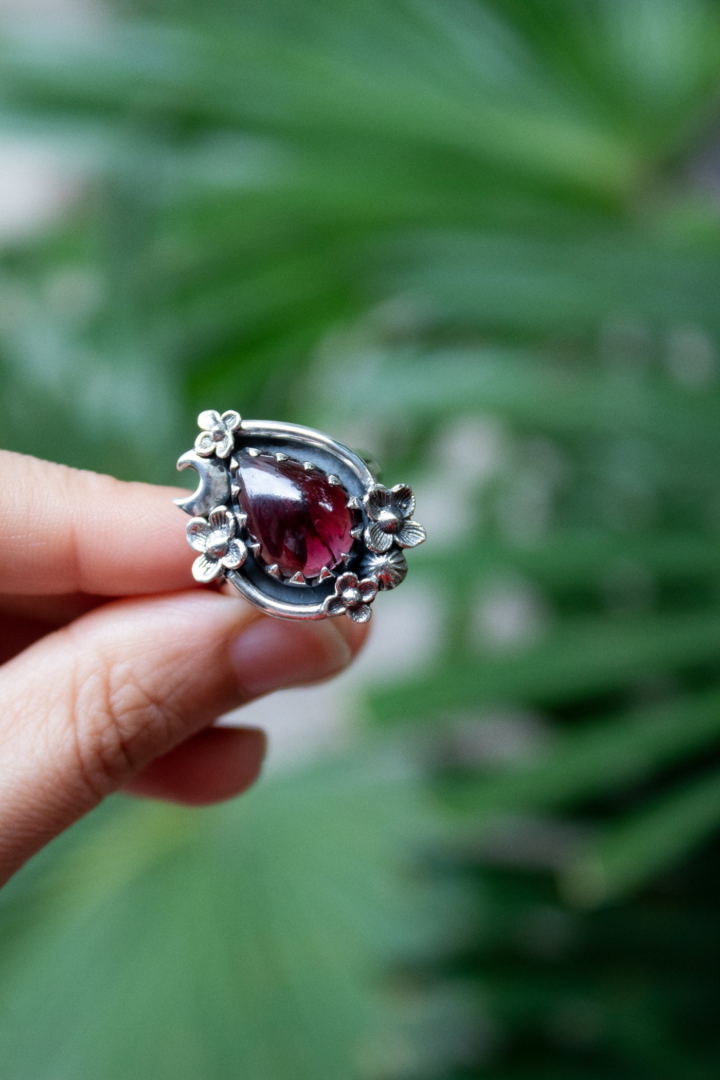 Twilight Petals – Garnet Ring