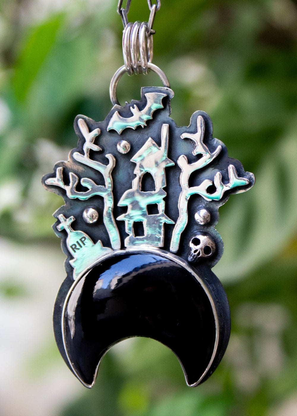 Midnight Manor Onyx Pendant