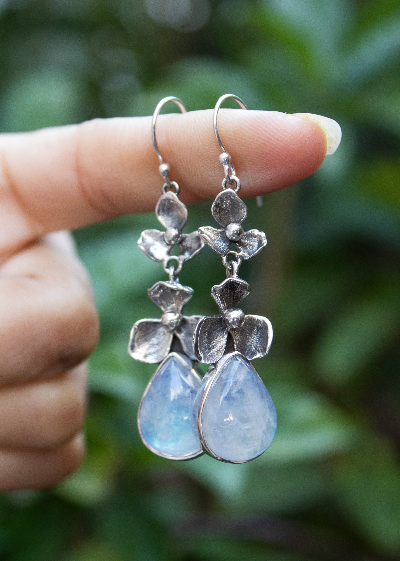 Moonpetal Glow Earrings