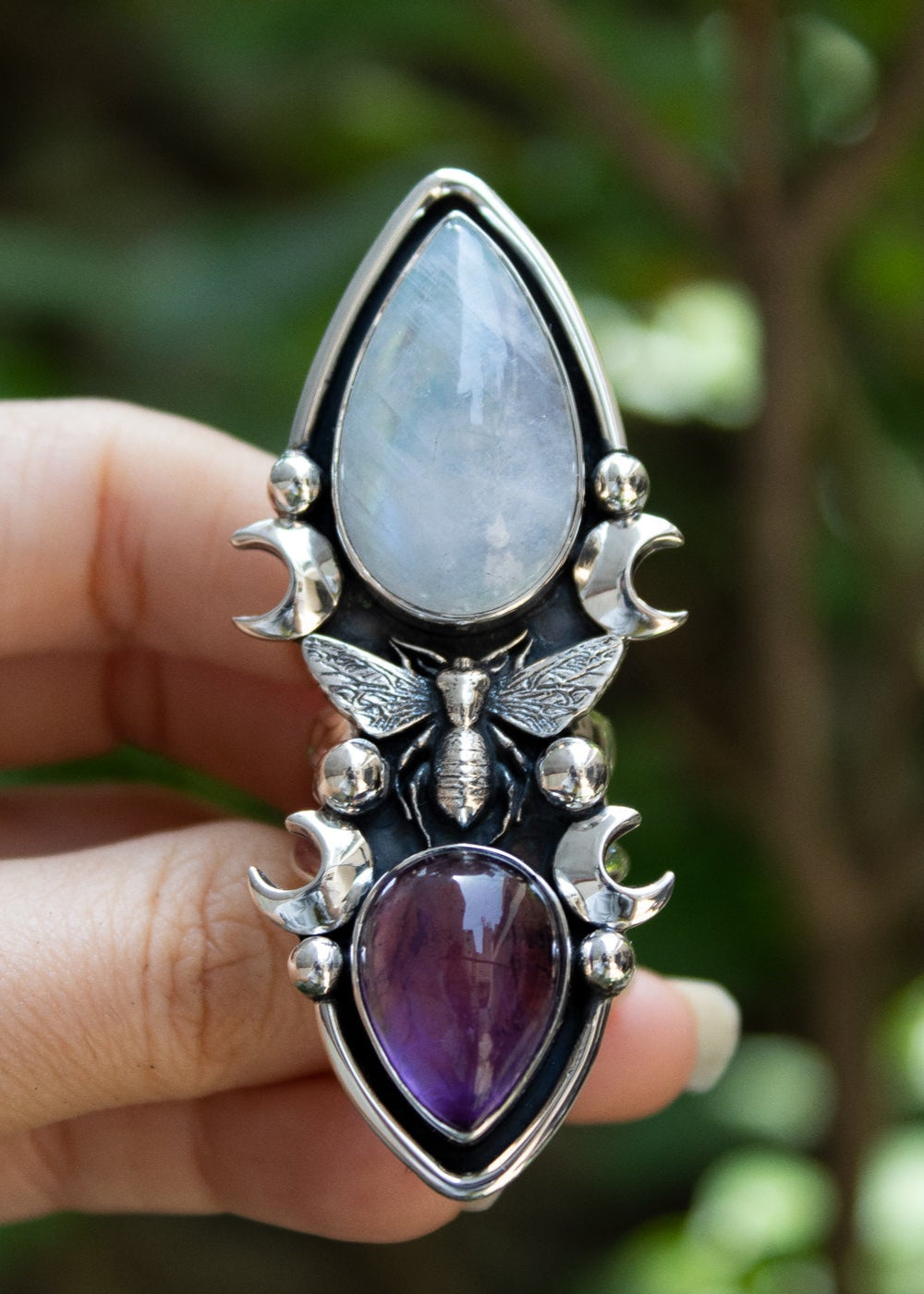 Moonlit Bee Ring – Moonstone & Amethyst