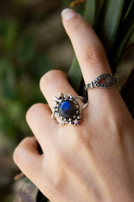 Celestial Glow Labradorite Ring
